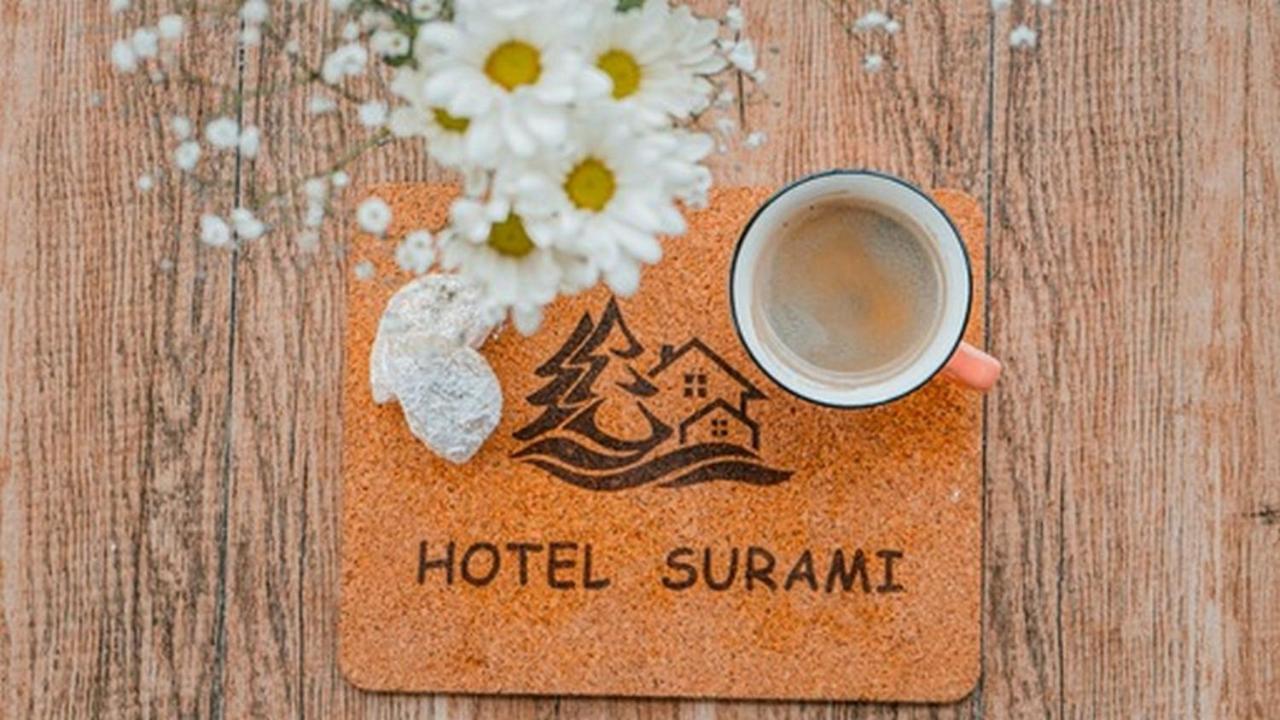 Hotel Surami エクステリア 写真